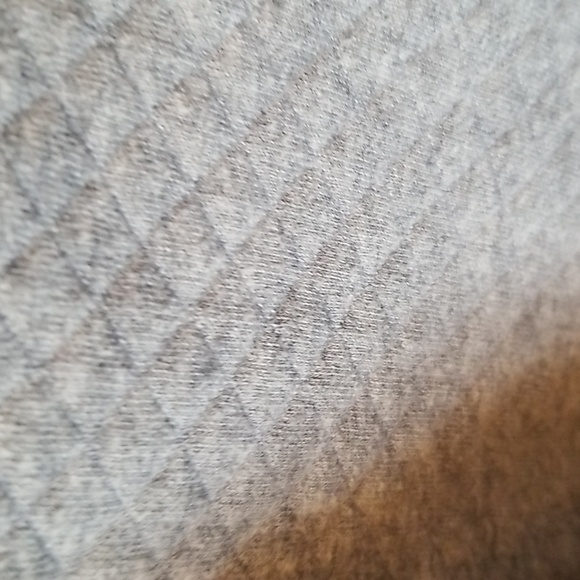 10/$10    H&M Grey Skirt M Divided - Picture 2 of 7